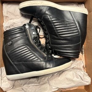 Harley-Davidson Black and Orange Interior Shoes